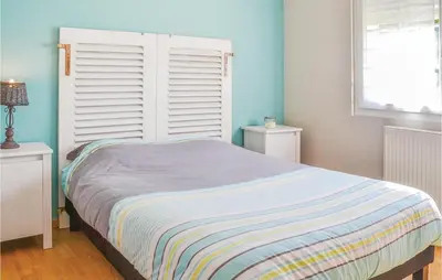 Un ou plusieurs lits dans un hébergement de l'établissement Lovely Home In Montreuil Bellay