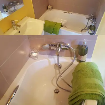 Salle de bains dans l'établissement Roulotte Mariposa
