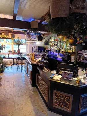 Restaurant ou autre lieu de restauration dans l'établissement Hôtel Saint Jacques