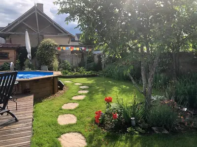 Jardin de l'établissement Le Chaton Rouge