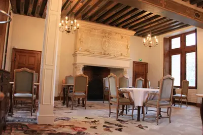 Coin salon dans l'établissement Château de la Menaudière