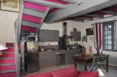 Cuisine ou kitchenette dans l'établissement Clos des Glycines