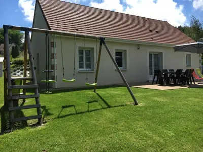 Aire de jeux pour enfants de l'établissement Gîte de Roches Toucan