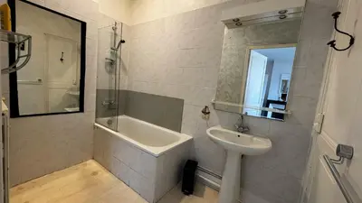 Salle de bains dans l'établissement Le 24 Clemenceau