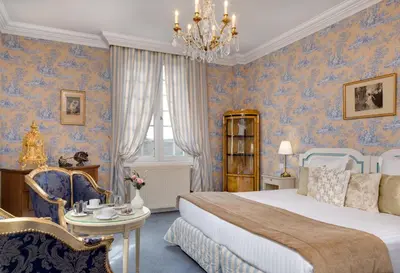 Un ou plusieurs lits dans un hébergement de l'établissement Château De Beauvois - La Maison Younan