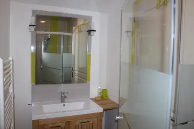 Salle de bains dans l'établissement Gite 4* L'Orée des Fleurs