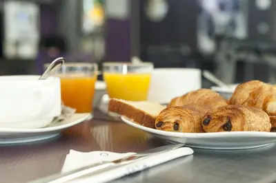 Nourriture dans l'hôtel ou à proximité