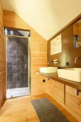 Salle de bains dans l'établissement Ecolodges de Loire & Spa