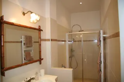 Salle de bains dans l'établissement Chambres d'hôtes Le Clos d'Hauteville