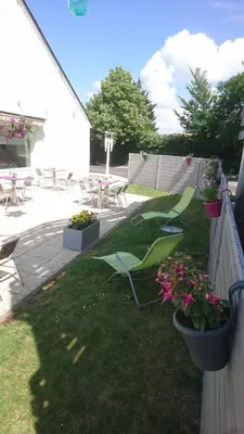 Jardin de l'établissement Campanile Tours Sud - Chambray-Les-Tours