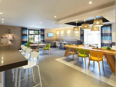 Cuisine ou kitchenette dans l'établissement Campanile Le Mans - Arnage