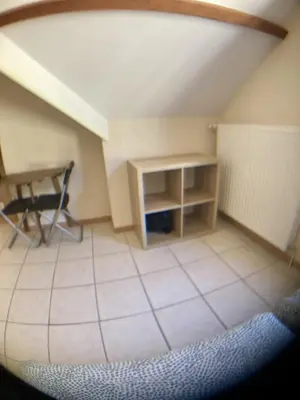 Coin salon dans l'établissement Beauval Chambre