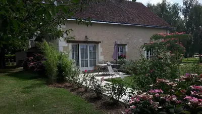 Jardin de l'établissement Gite de Cray