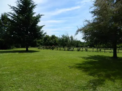 Jardin de l'établissement Gite de Cray