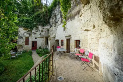 Jardin de l'établissement Logis Demeure de la Vignole