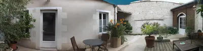 Jardin de l'établissement Suite Luzilloise