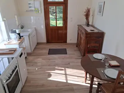 Cuisine ou kitchenette dans l'établissement Le Grand Saint-Marc