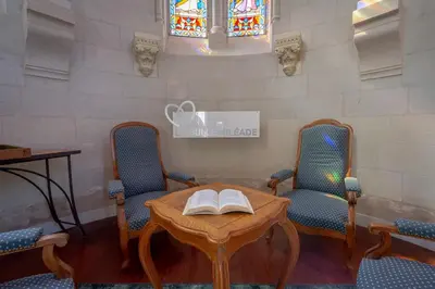 Coin salon dans l'établissement Hôtel Miléade Le Domaine de la Blairie - Saumur