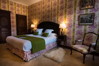 Un ou plusieurs lits dans un hébergement de l'établissement Hôtel du Domaine de La Groirie - Le Mans
