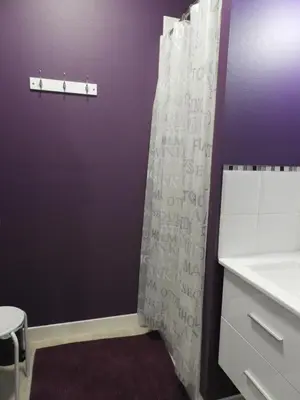 Salle de bains dans l'établissement Bellevue