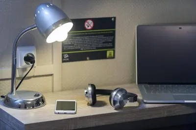 Télévision ou salle de divertissement dans l'établissement Logis Hôtel Restaurant Cristal