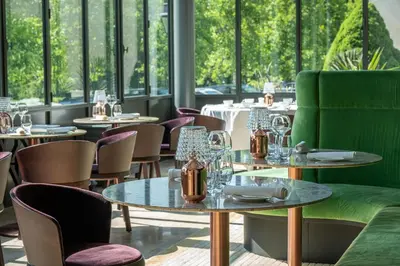 Restaurant ou autre lieu de restauration dans l'établissement Chateau De Rochecotte