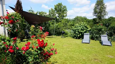 Jardin de l'établissement Gîte de Parnay