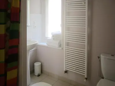 Salle de bains dans l'établissement L appartement des bords du Cher