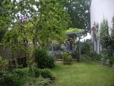 Jardin de l'établissement La maison Maria Rosa