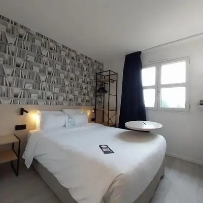 Kyriad Hôtel La Fleche