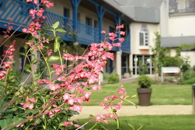Jardin de l'établissement Cit'Hotel Capricorne