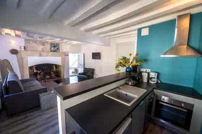 Cuisine ou kitchenette dans l'établissement En Rou Libre