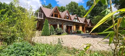 Jardin de l'établissement Le Loft Moderne et Chaleureux avec Vue Verdoyante