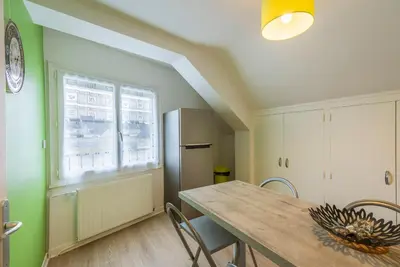 Cuisine ou kitchenette dans l'établissement La Tour de Lierre