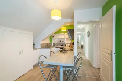 Cuisine ou kitchenette dans l'établissement La Tour de Lierre