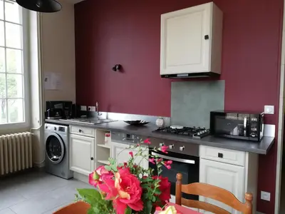 Cuisine ou kitchenette dans l'établissement LA MAISON D'ALIDA