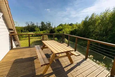 Balcon ou terrasse dans l'établissement Appartement des Grands Champs avec terrasse