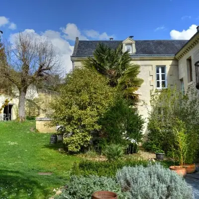 Charmante maison avec jardin privé