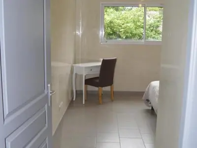 Plan de l'établissement Grande maison moderne avec piscine à Tours, proche du centre-ville et de la Loire à Vélo - FR-1-381-231