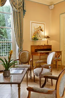 Coin salon dans l'établissement Chateau de la Rozelle
