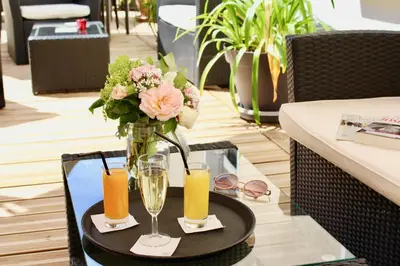 Boissons dans l'établissement Logis Hotel - Le Charleston