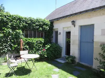 Jardin de l'établissement Maisonnette indépendante