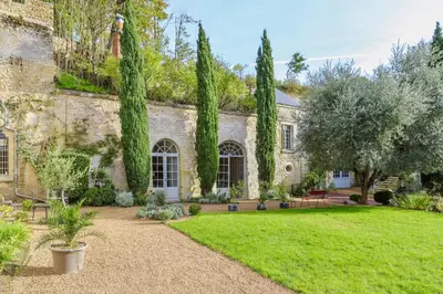 Jardin de l'établissement Le Gaimont Maison d'Hôtes Vouvray