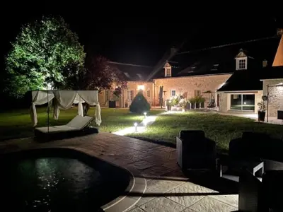 Jardin de l'établissement SUITE ROMANTIQUe
