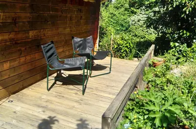 Jardin de l'établissement Chalet indépendant proche centre ville