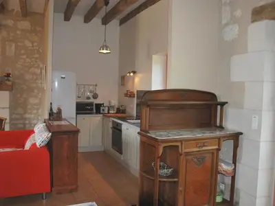 Cuisine ou kitchenette dans l'établissement Gîte Tourangeau près de Loches avec Cheminée et Jardin - FR-1-381-40