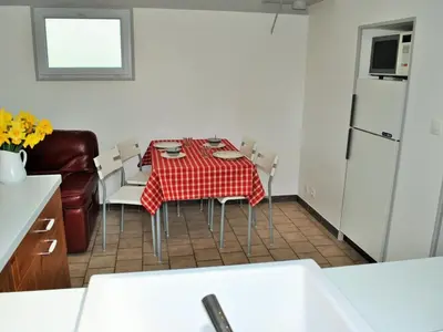 Cuisine ou kitchenette dans l'établissement Charmant gîte en Touraine avec jardin privatif, idéal pour couple, proche des châteaux - FR-1-381-50