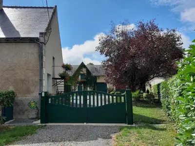 Jardin de l'établissement Charmante maison de campagne près de Tours avec jardin et vélos - FR-1-381-97