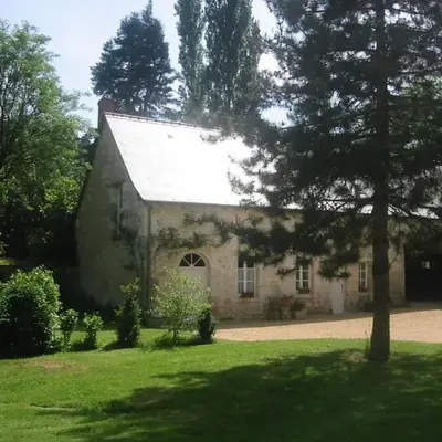 Gîte de charme dans la forêt de Chinon avec jardin clos - FR-1-381-188