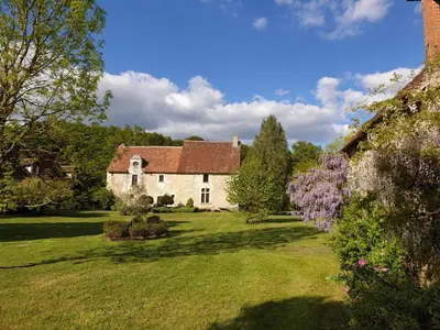 Jardin de l'établissement Demeure historique avec piscine chauffée et animaux acceptés, près du zoo de Beauval - FR-1-381-199